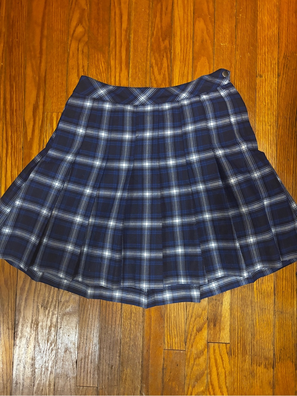H&M Navy and White Plaid Pleated mini Skirt